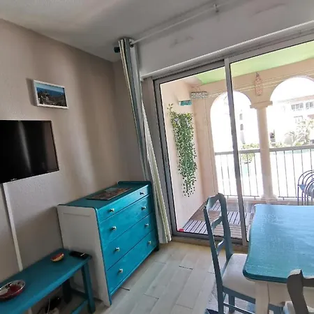 Apartman Etoile D'azur T2, Dans Une Avec Piscine. Fréjus